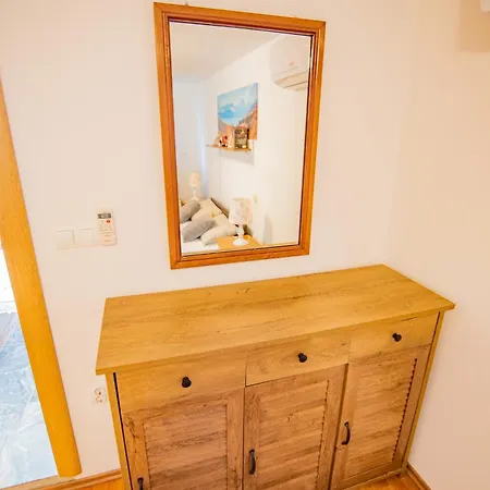 Matanov Dvorac * Tisno