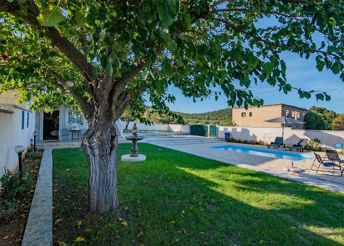 Matanov Dvorac וילה *