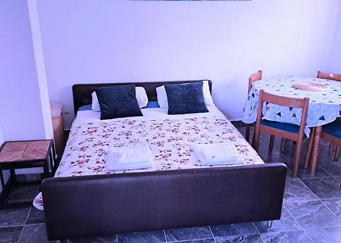 Matanov Dvorac טיסנו