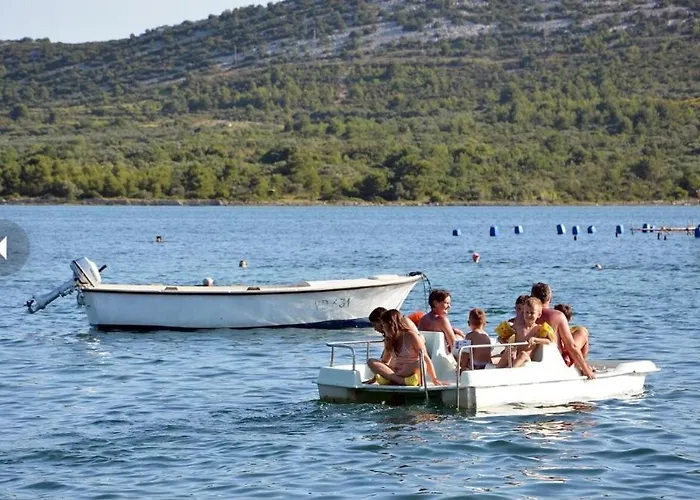 וילה Matanov Dvorac